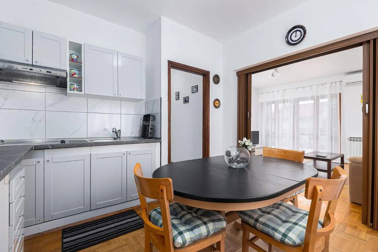 Vlado Appartement Poreč 0*,  Kroatië